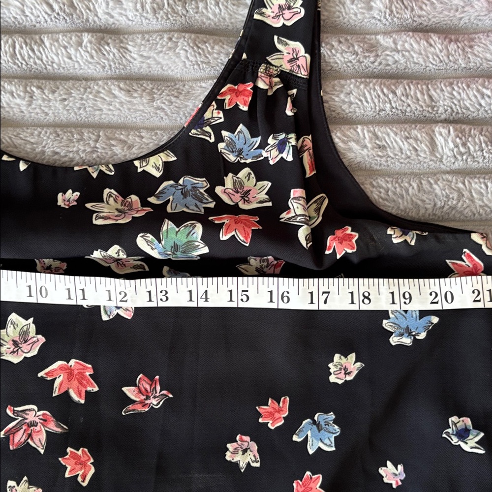Katherine Barclay Black Dress with Multicolor Floral Design - Picture 8 of 9